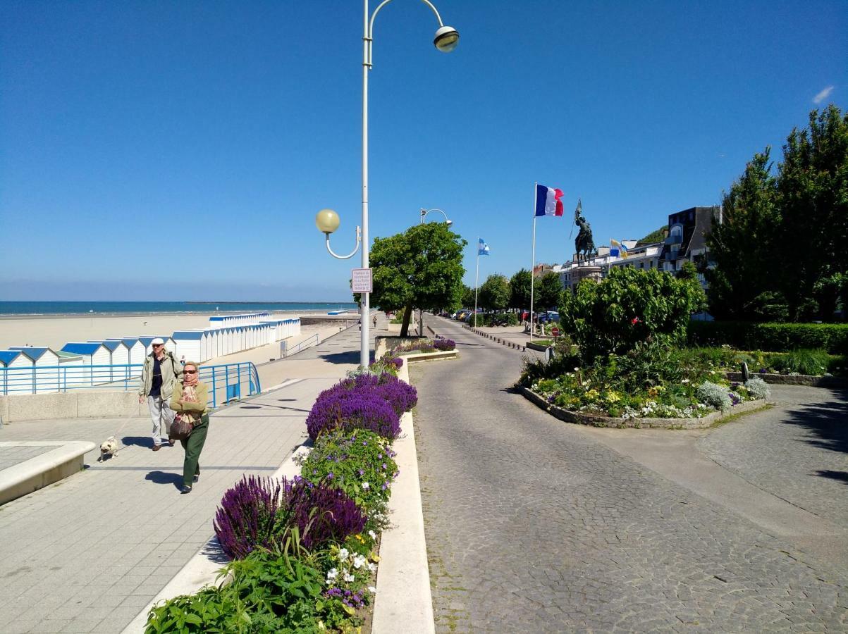 Location vue mer WIFI Wimereux Extérieur photo